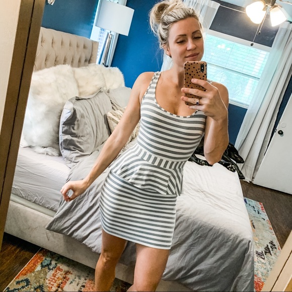 Striped peplume dress - Picture 2 of 5